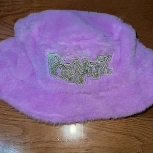 Bratz fur bucket hat